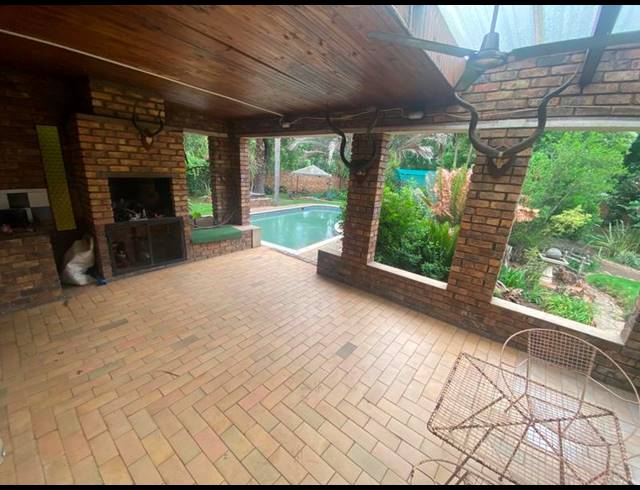 6 BEDROOM HOUSE FOR SALE IN CLUBVILLE